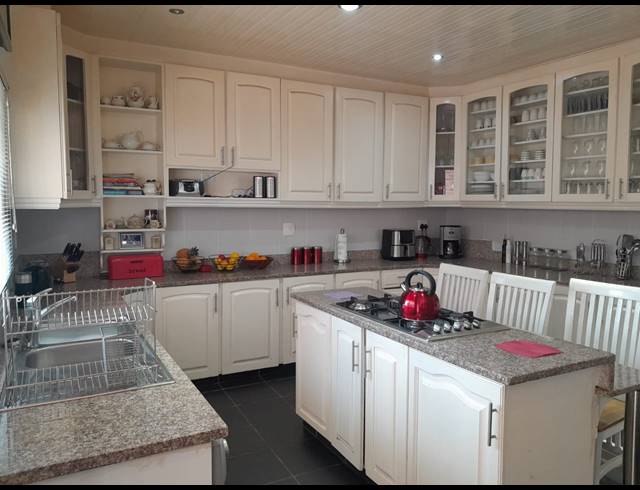 7 BEDROOM HOUSE FOR SALE IN MOTALABAD